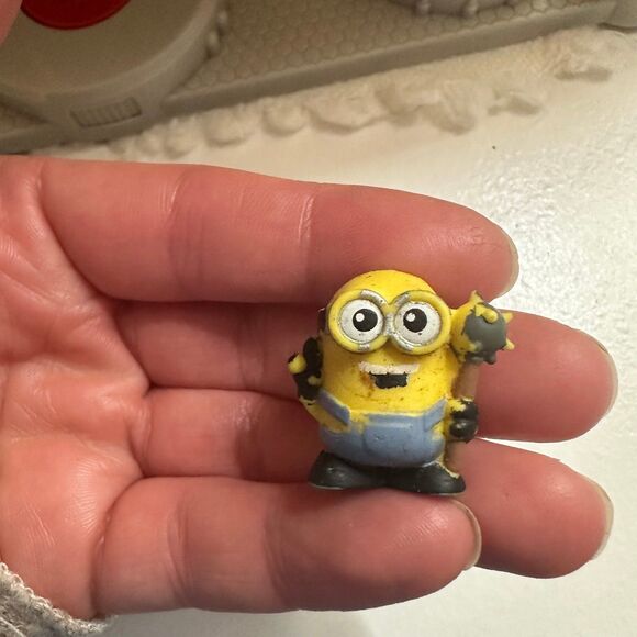 Despicable Me Mineez Dru's Super Lair Minion Playset, Sounds - Picture 10 of 10